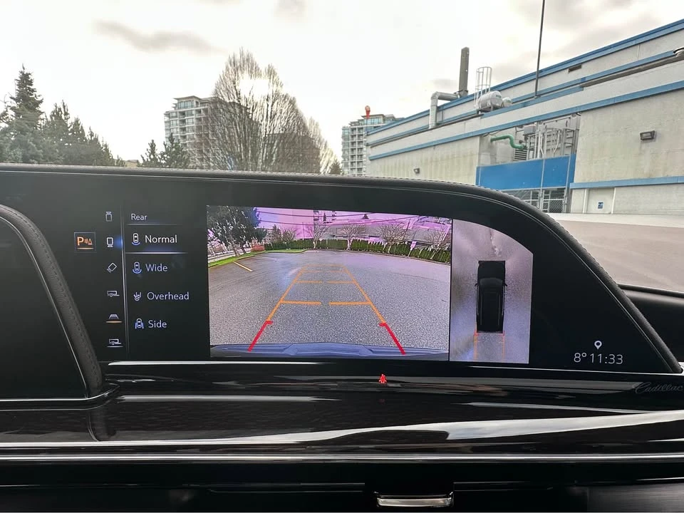 2024 Cadillac Escalade 5th Gen - Image 15 of 20