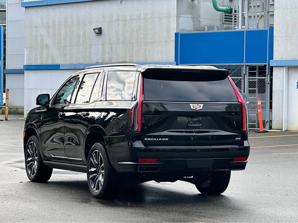 2024 Cadillac Escalade 5th Gen - Image 8 of 20