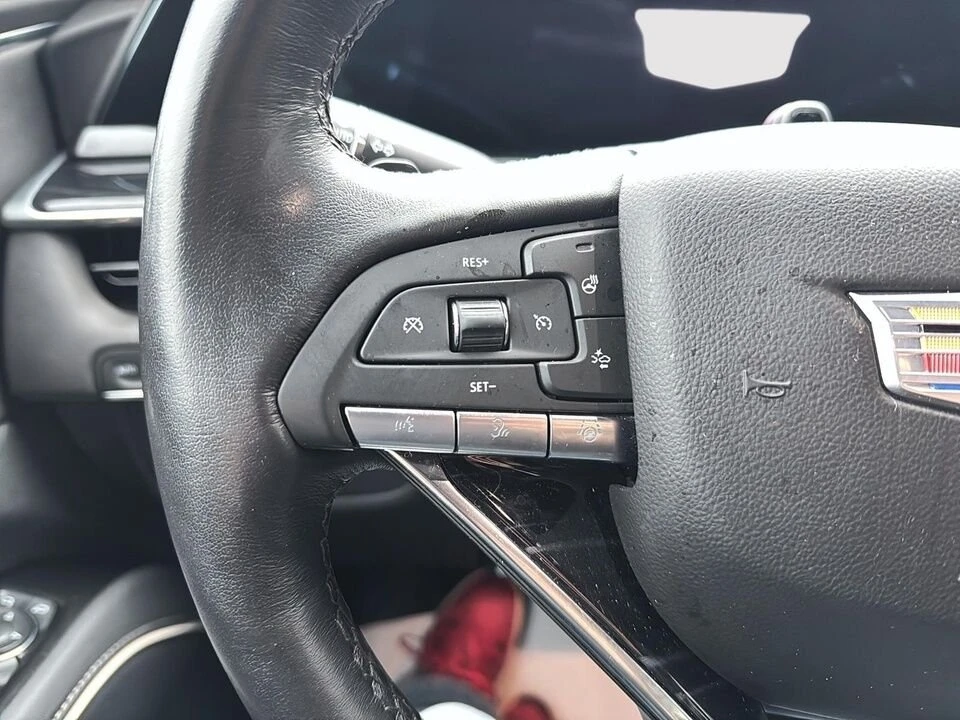 2024 Cadillac Escalade 5th Gen - Image 19 of 19
