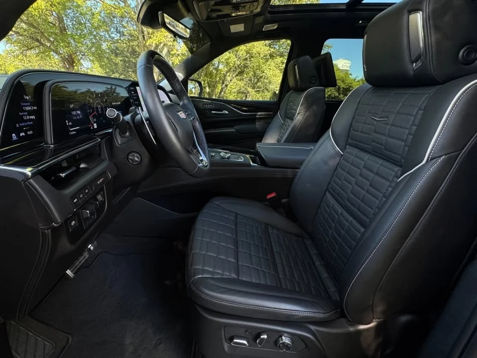2024 Cadillac Escalade-V 5th Gen - Image 9 of 18