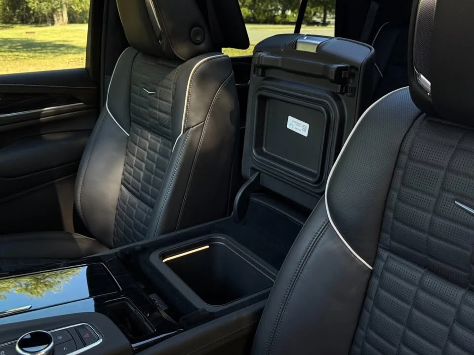 2024 Cadillac Escalade-V 5th Gen - Image 14 of 18