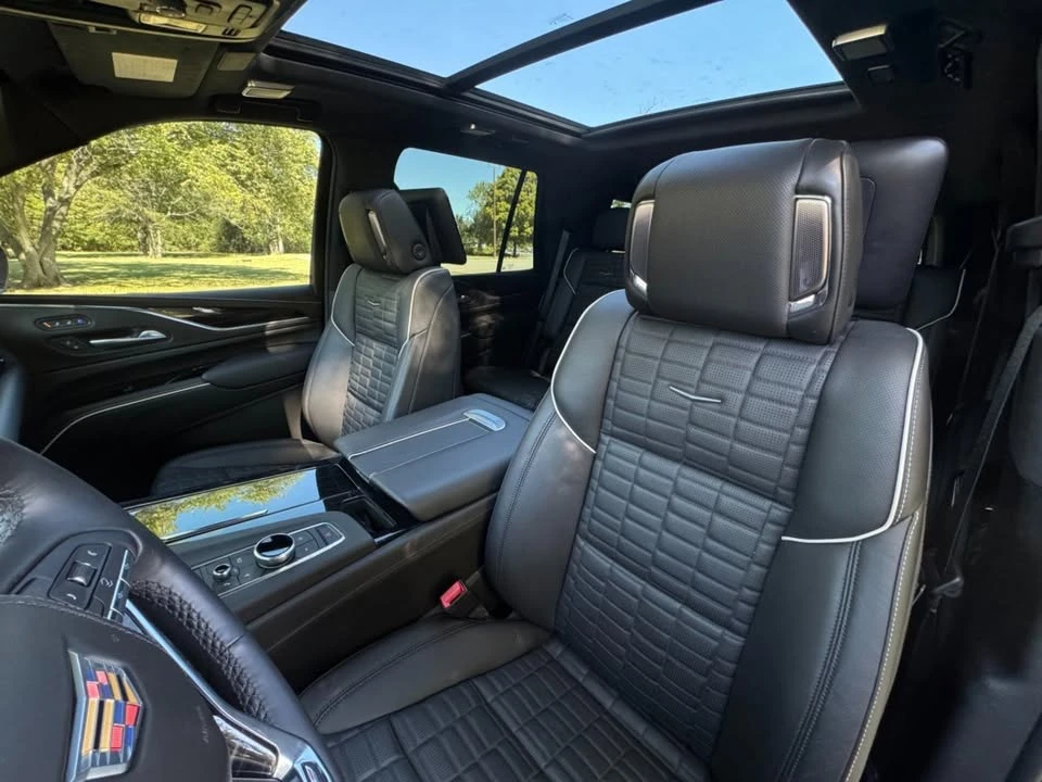 2024 Cadillac Escalade-V 5th Gen - Image 11 of 18