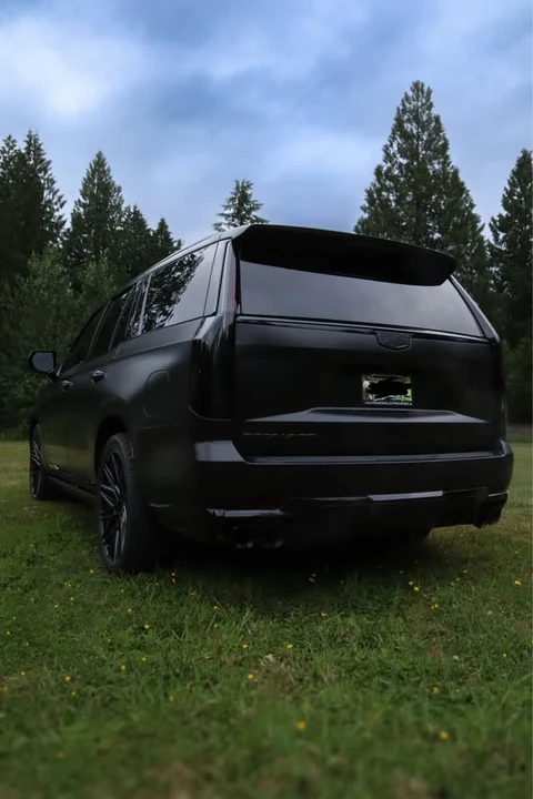 2024 Cadillac Escalade-V 5th Gen - Image 7 of 10