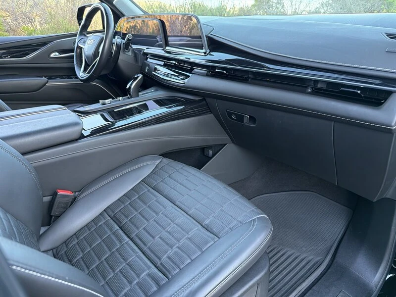 2024 Cadillac Escalade-V 5th Gen - Image 11 of 20
