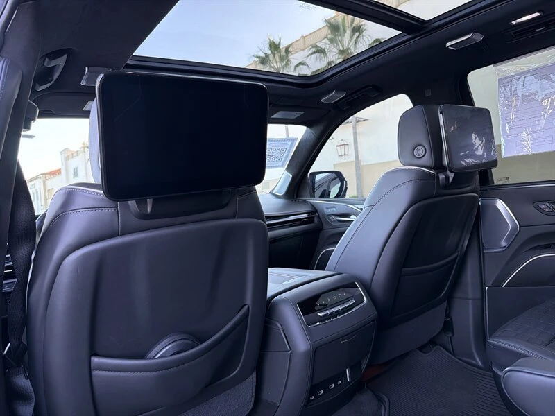2024 Cadillac Escalade-V 5th Gen - Image 17 of 20