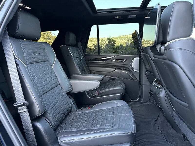 2024 Cadillac Escalade-V 5th Gen - Image 15 of 20