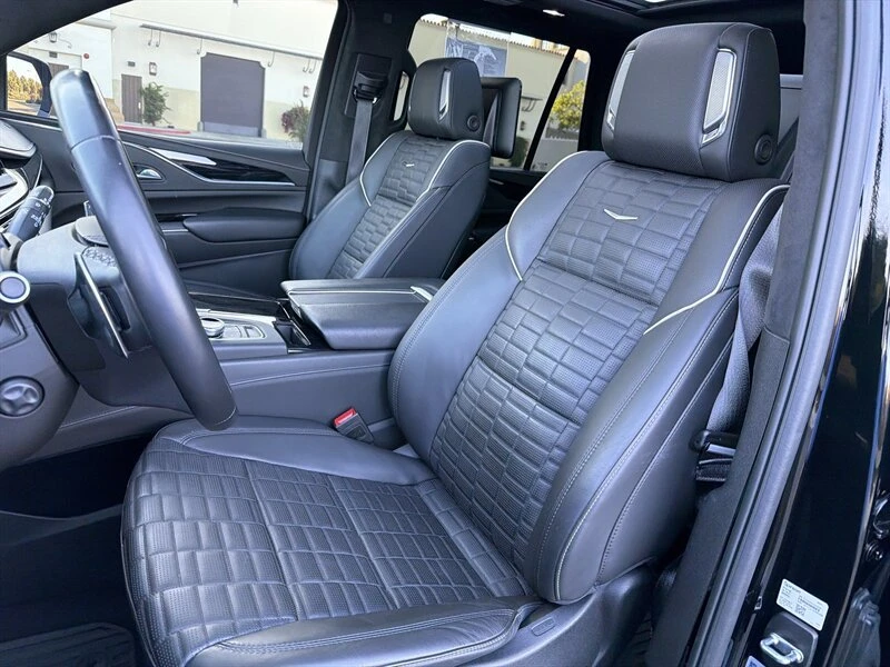 2024 Cadillac Escalade-V 5th Gen - Image 12 of 20