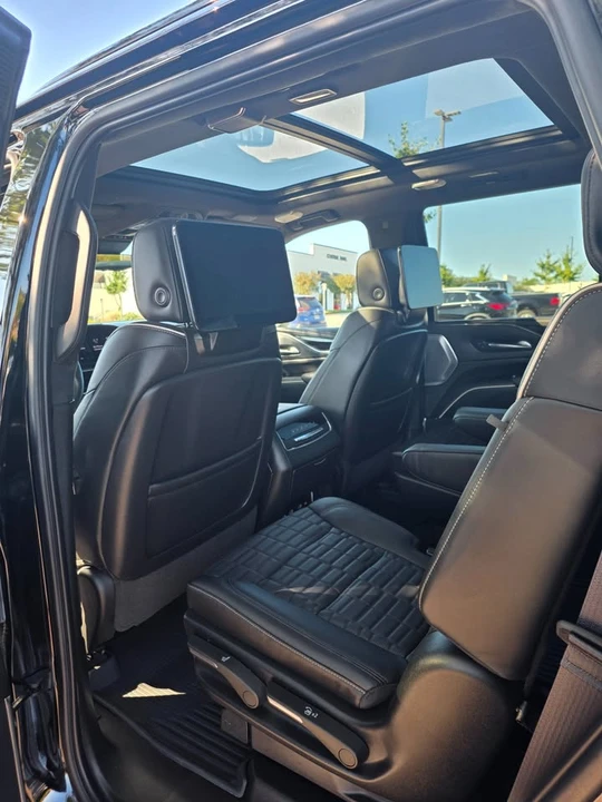 2024 Cadillac Escalade-V 5th Gen - Image 8 of 14