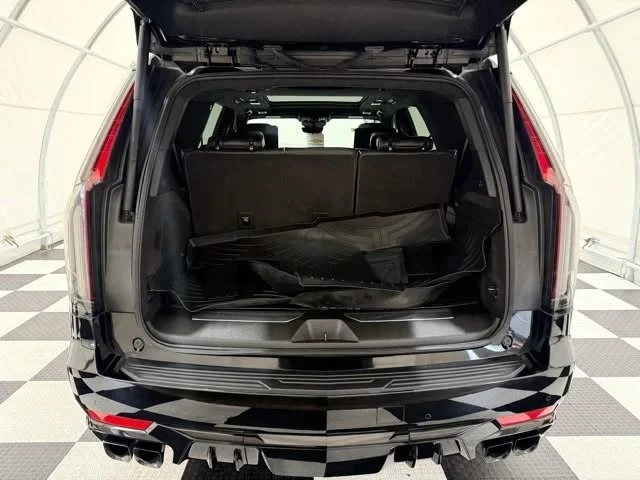 2024 Cadillac Escalade-V 5th Gen - Image 19 of 19