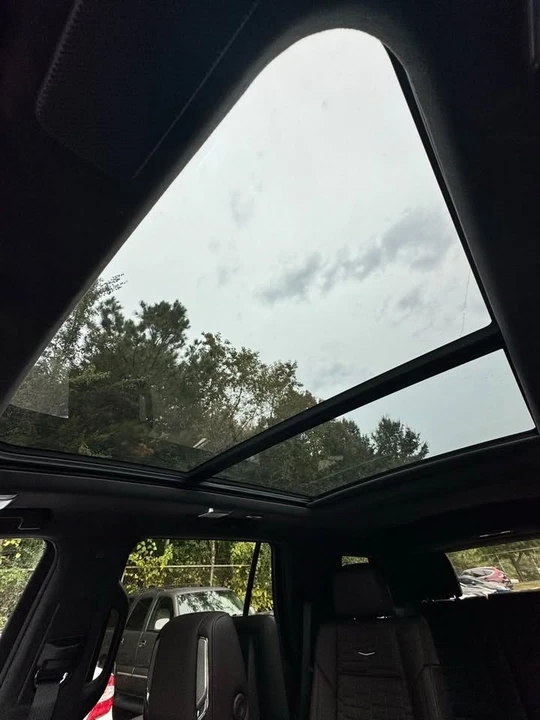 2024 Cadillac Escalade-V 5th Gen - Image 15 of 17