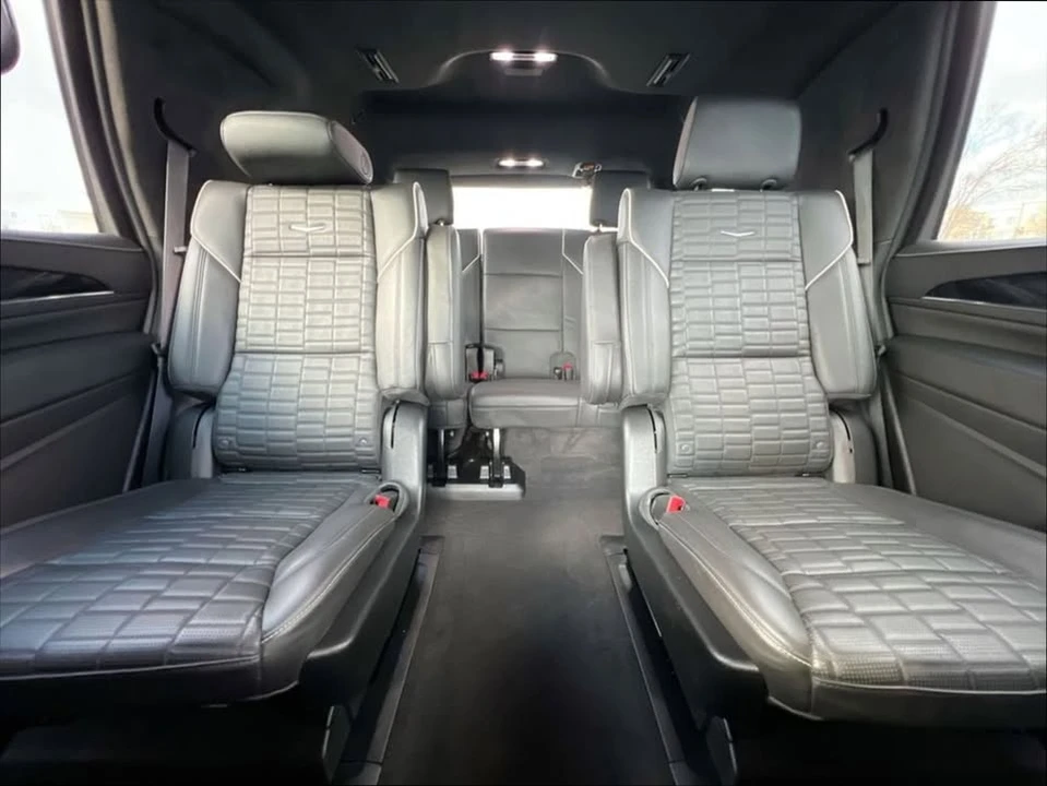2024 Cadillac Escalade-V 5th Gen - Image 8 of 15