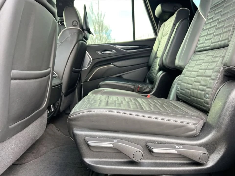2024 Cadillac Escalade-V 5th Gen - Image 11 of 15