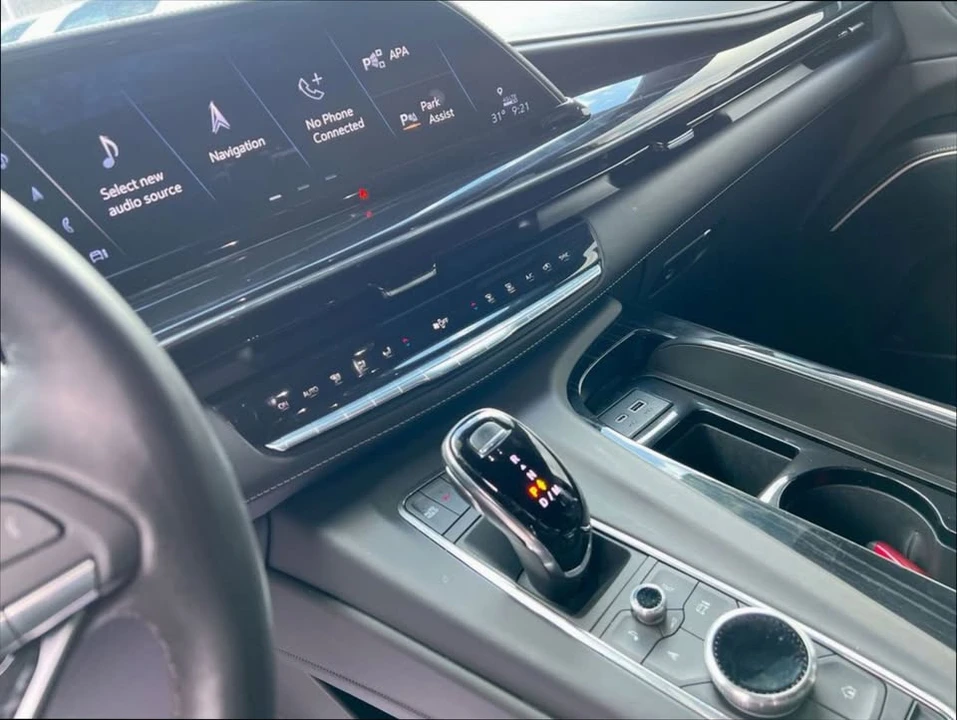 2024 Cadillac Escalade-V 5th Gen - Image 14 of 15