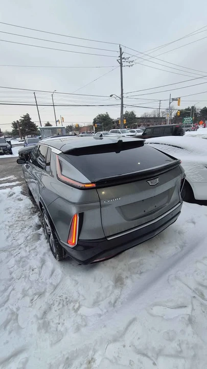 2024 Cadillac Lyriq - Image 4 of 13