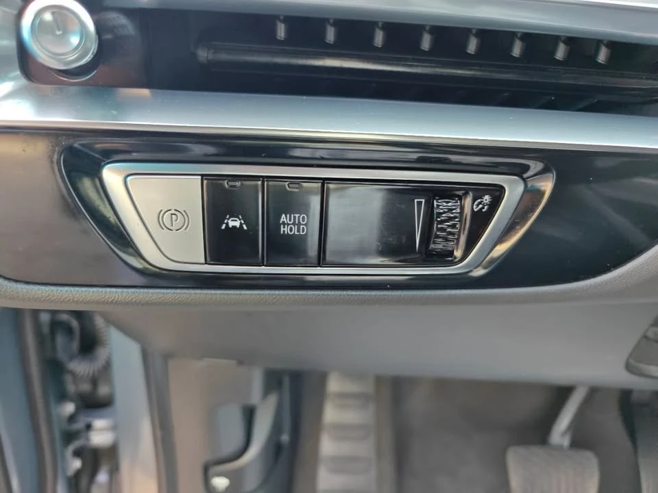 2024 Cadillac Lyriq - Image 9 of 20