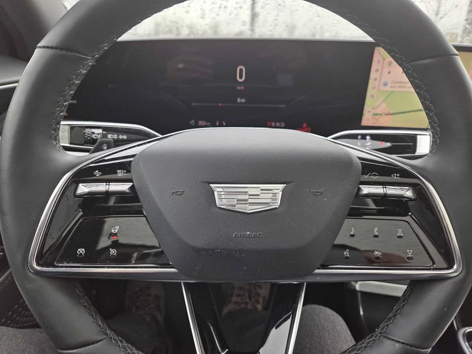 2024 Cadillac Lyriq - Image 2 of 11