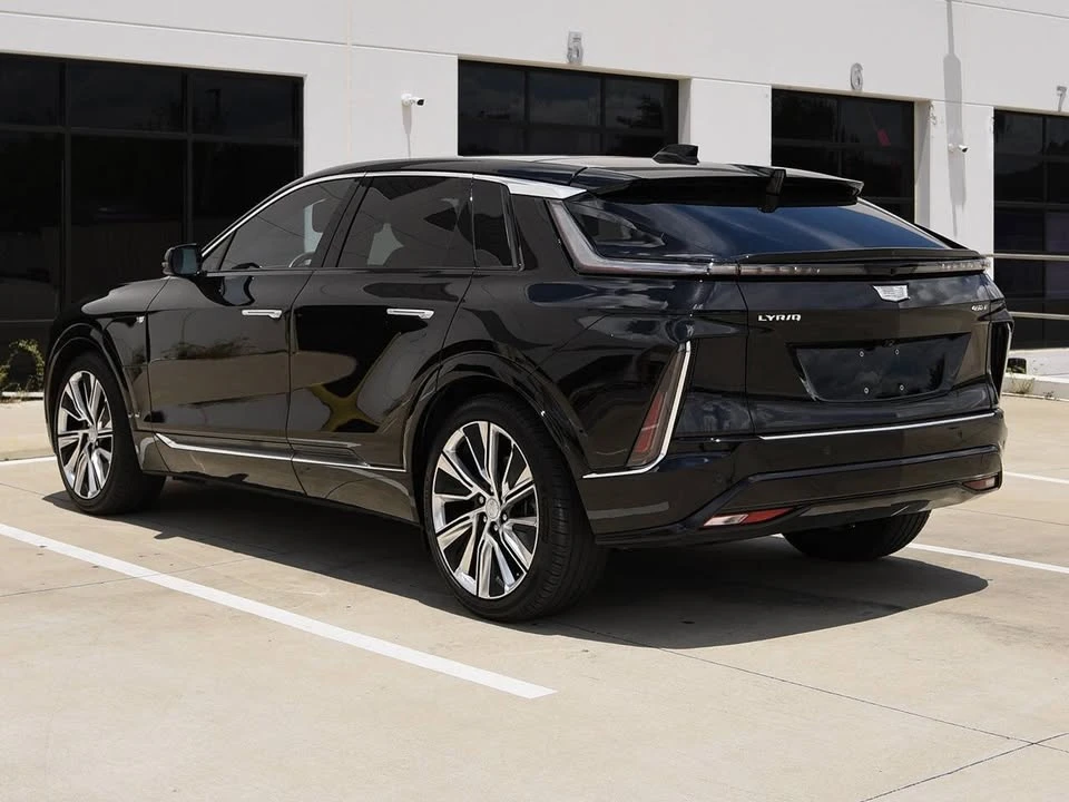 2024 Cadillac Lyriq - Image 7 of 20