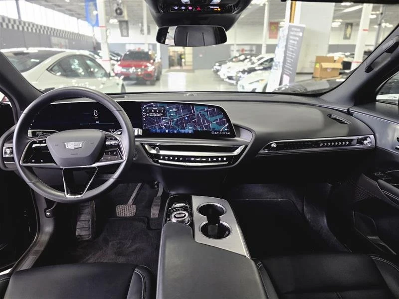 2024 Cadillac Lyriq - Image 7 of 15