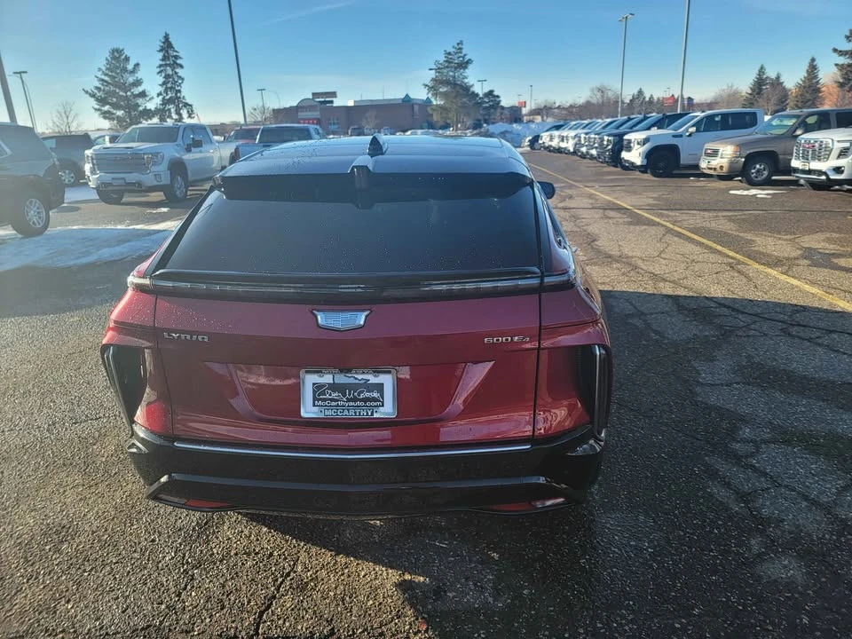 2024 Cadillac Lyriq - Image 7 of 14