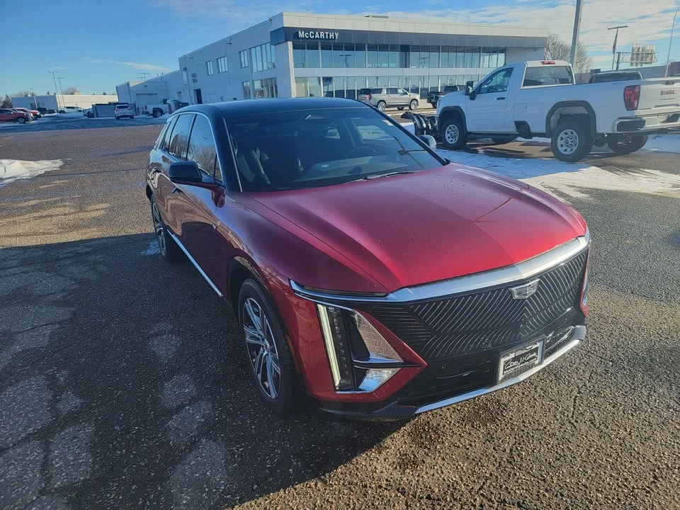2024 Cadillac Lyriq - Image 4 of 14