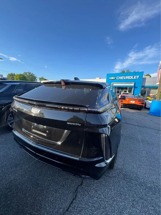 2024 Cadillac Lyriq - Image 4 of 8