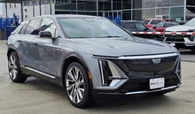 2024 Cadillac Lyriq - Image 8 of 20