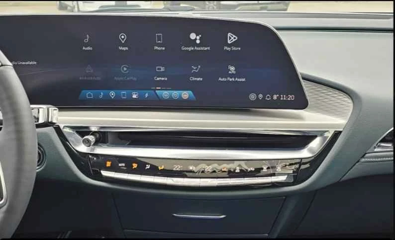2024 Cadillac Lyriq - Image 15 of 20