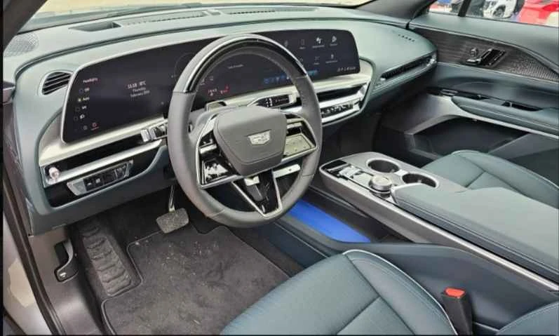 2024 Cadillac Lyriq - Image 19 of 20
