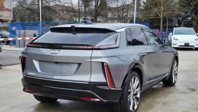 2024 Cadillac Lyriq - Image 6 of 20