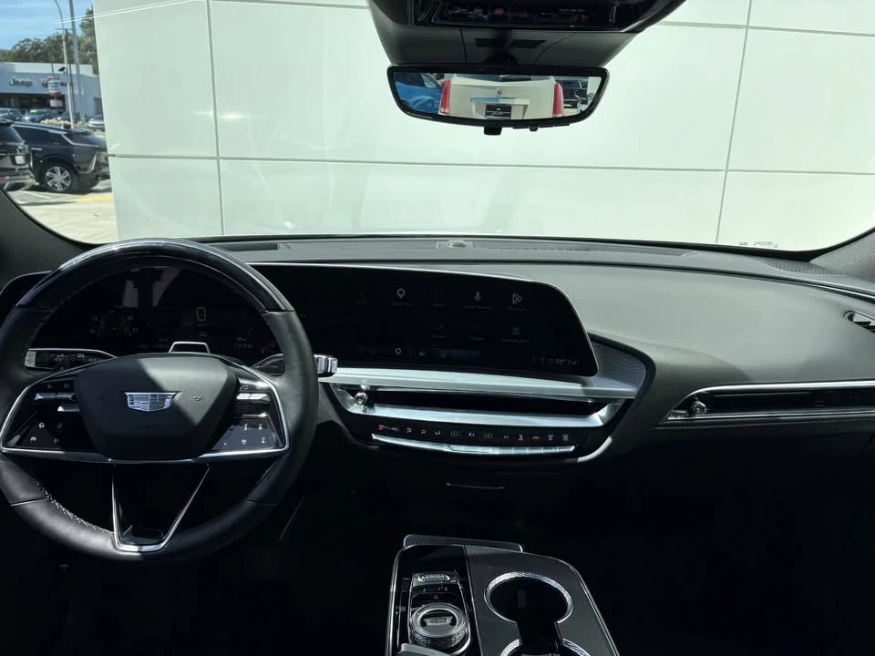 2024 Cadillac Lyriq - Image 20 of 20