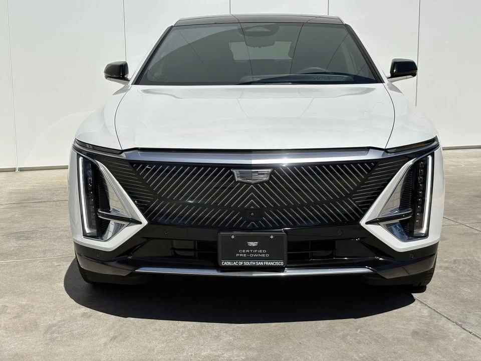 2024 Cadillac Lyriq - Image 2 of 20