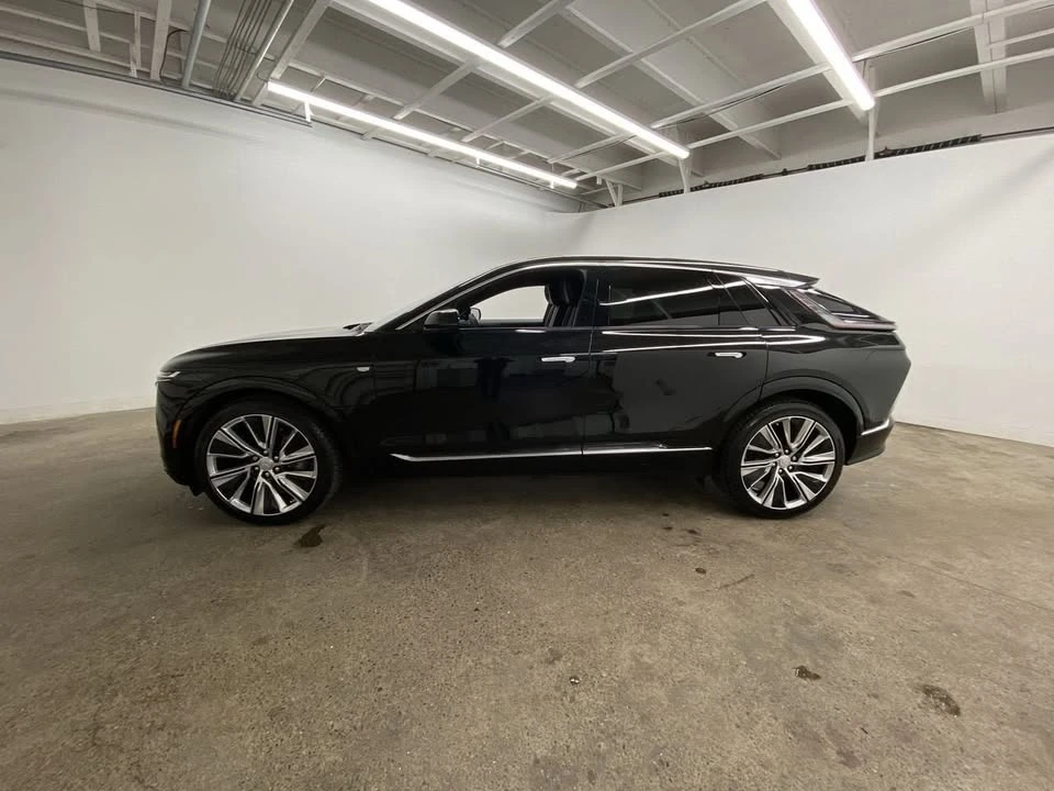 2024 Cadillac Lyriq - Image 3 of 20