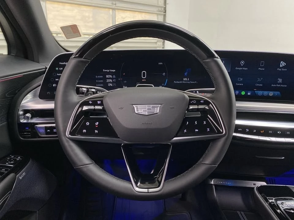 2024 Cadillac Lyriq - Image 20 of 20