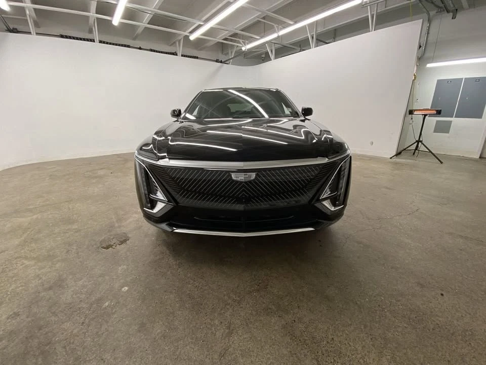 2024 Cadillac Lyriq - Image 9 of 20