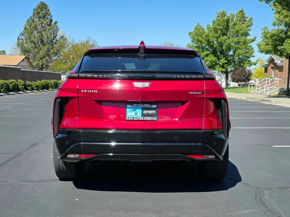 2024 Cadillac Lyriq - Image 3 of 19