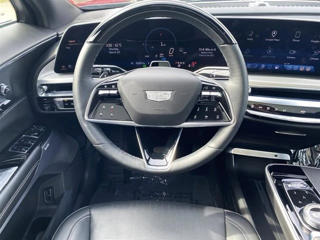 2024 Cadillac Lyriq - Image 13 of 18