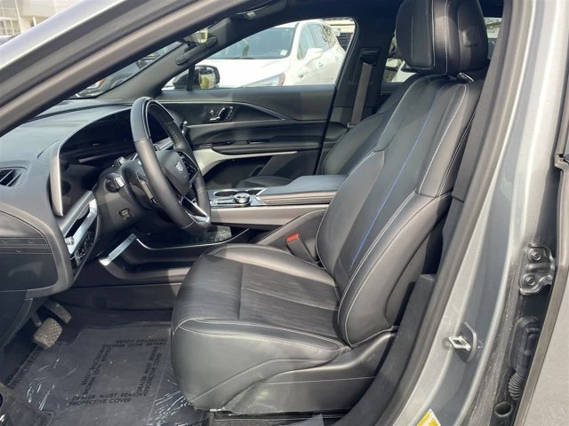 2024 Cadillac Lyriq - Image 9 of 18