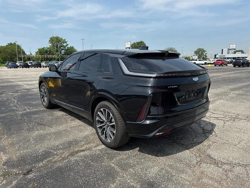 2024 Cadillac Lyriq - Image 4 of 5