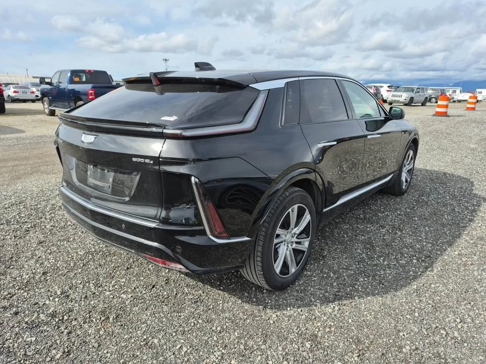 2024 Cadillac Lyriq - Image 2 of 6