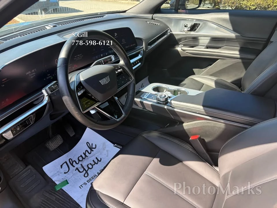 2024 Cadillac Lyriq - Image 9 of 16
