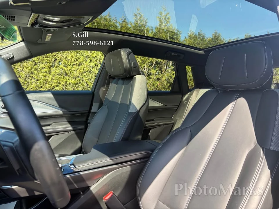 2024 Cadillac Lyriq - Image 14 of 16