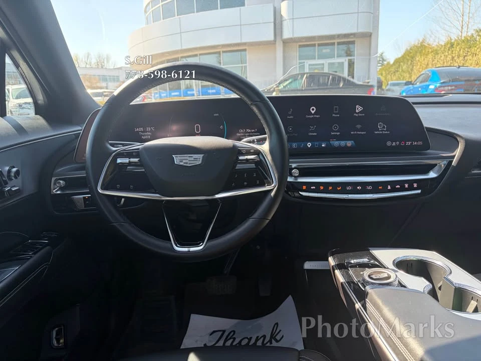 2024 Cadillac Lyriq - Image 12 of 16
