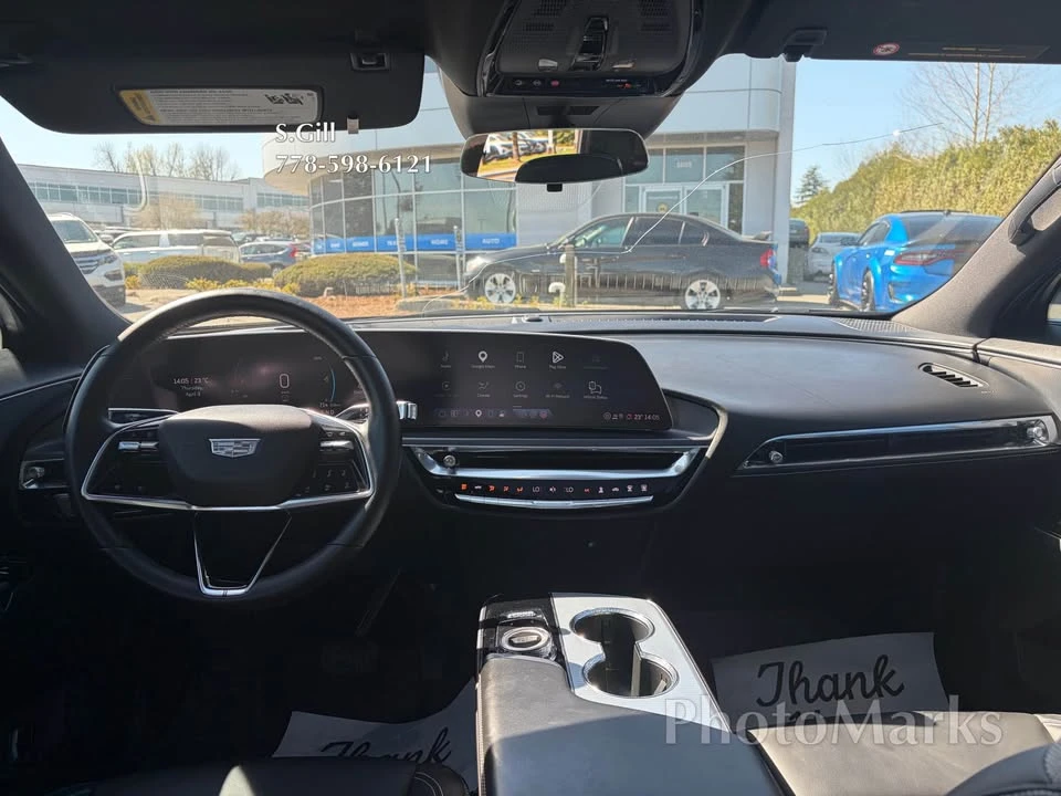 2024 Cadillac Lyriq - Image 11 of 16