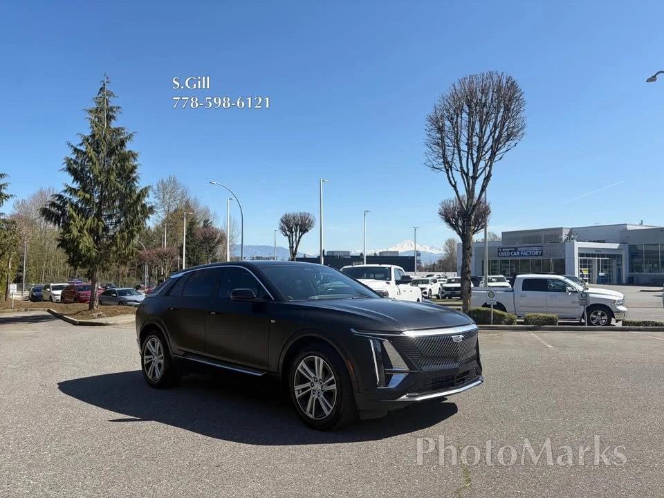 2024 Cadillac Lyriq - Image 8 of 16