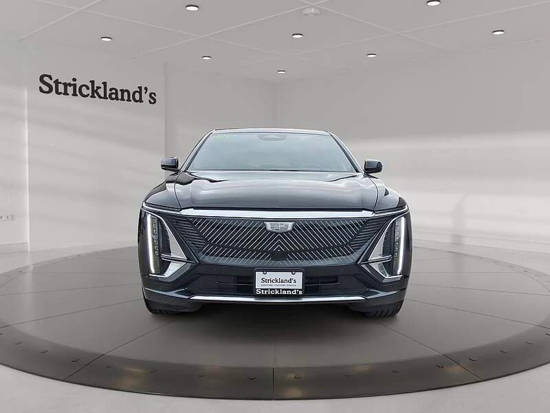 2024 Cadillac Lyriq - Image 2 of 19