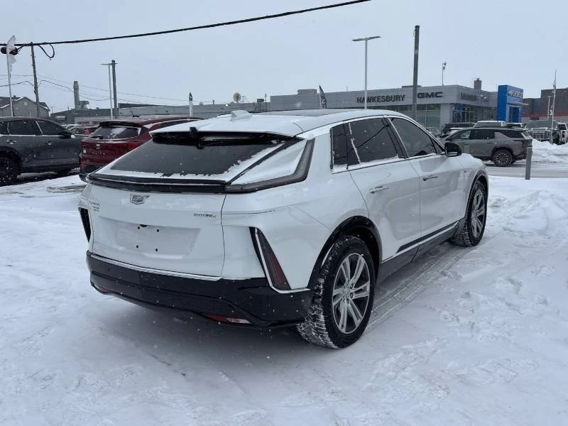 2024 Cadillac Lyriq - Image 4 of 5