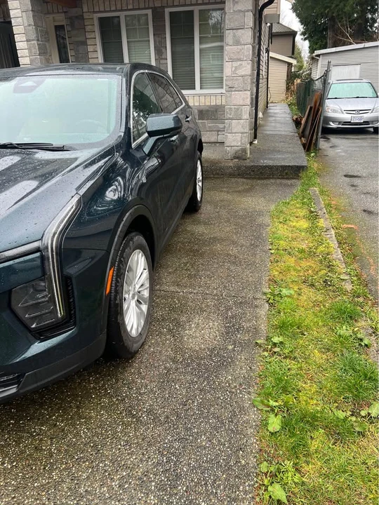 2024 Cadillac XT4 - Image 5 of 8