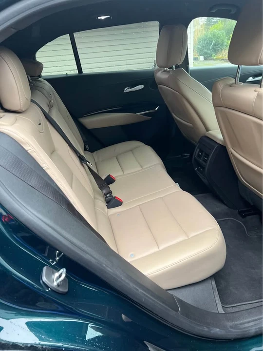 2024 Cadillac XT4 - Image 6 of 8