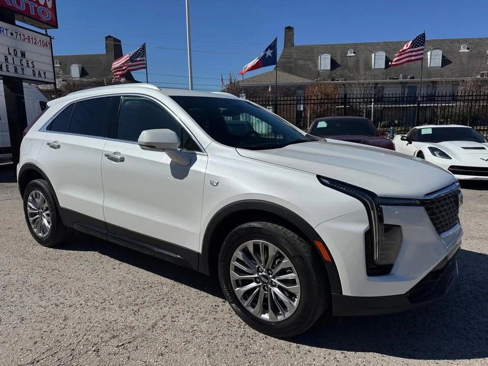 2024 Cadillac XT4 - Image 2 of 6