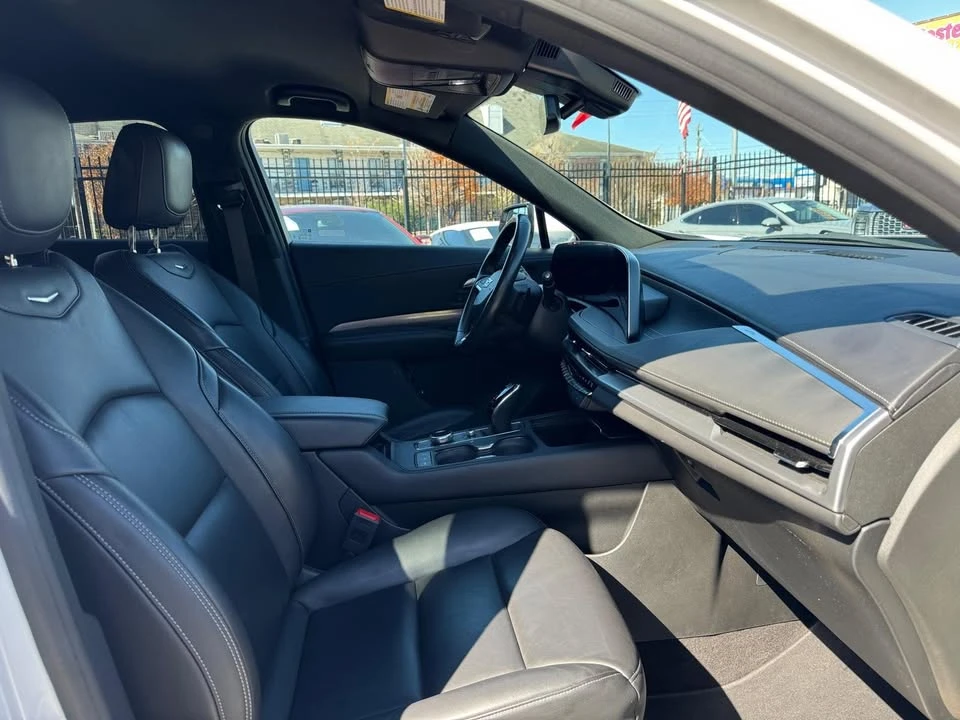 2024 Cadillac XT4 - Image 3 of 6